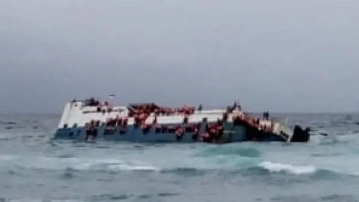 Mozambik’te tekne faciası! Cesetler kıyıya vurdu