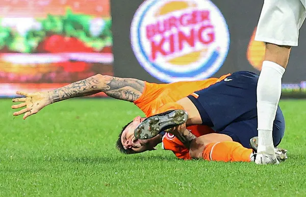 Son dakika: Başakşehir’de şok sakatlık | Martin Skrtel’in sol ayak aşil tendonu koptu
