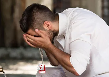 Abdest ALINIŞI RESİMLİ ANLATIM | Kadın erkek namaz abdesti alınışı nasıldır? Abdest alma sırası ve Arapça duaları!