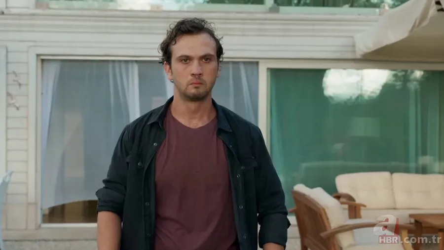 Deha'nın Devran'ı Aras Bulut İynemli'nin yeni sevgilisi şoke etti! Meğerse dizideki kardeşi... 1