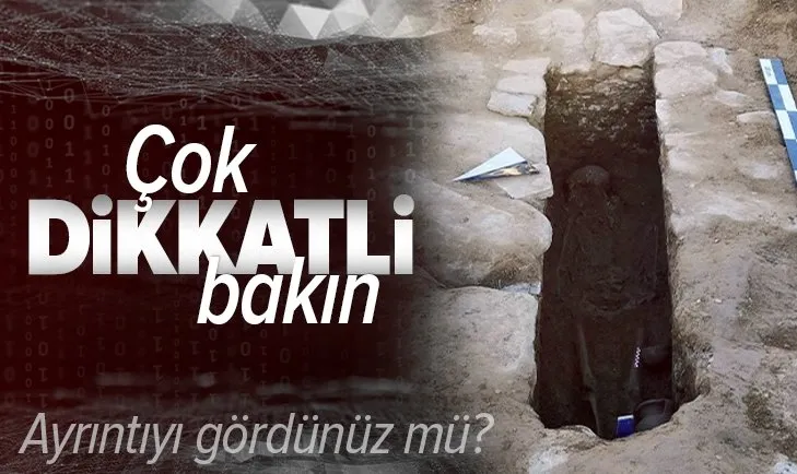 Traktörünün pulluğuna taş takıldı, lahit mezar ortaya çıktı