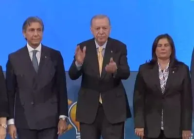 9 belediye başkanı AK Parti’ye katıldı!