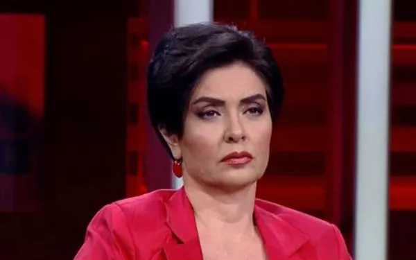 Halk TV sunucusu Özlem Gürses bir kez daha alay konusu oldu! - 2
