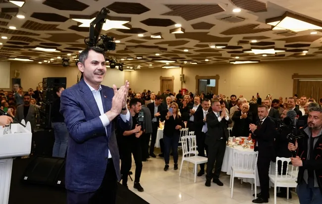 rizelilerle-iftar-programi-cumhur-ittifaki-istanbul-adayi-murat-kurum-istanbulu-asla-kendi-kaderine-terk-etmey-1711566308534.jpg Rizelilerle iftar programı | Cumhur İttifakı İstanbul adayı Murat Kurum: İstanbul’u asla kendi kaderine terk etmeyeceğiz - 7