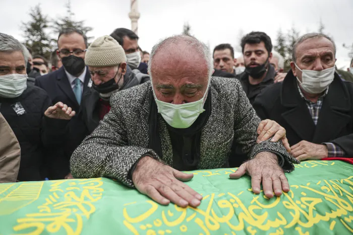 Son dakika | Ahmet Çalık’a son veda: Sevenleri yalnız bırakmadı! Babasının sözleri yürek dağladı