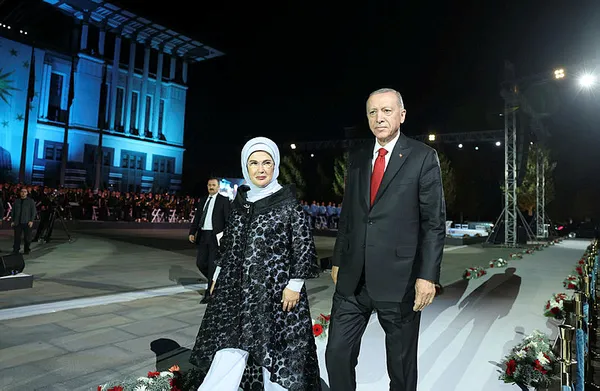 baskan-erdogandan-buyuk-zaferin-101-yilinda-onemli-mesajlar-tum-senaryolari-yirtip-attik-1693425545388.jpg Başkan Erdoğan'dan Büyük Zafer'in 101. yılında önemli mesajlar: Tüm senaryoları yırtıp attık - 4