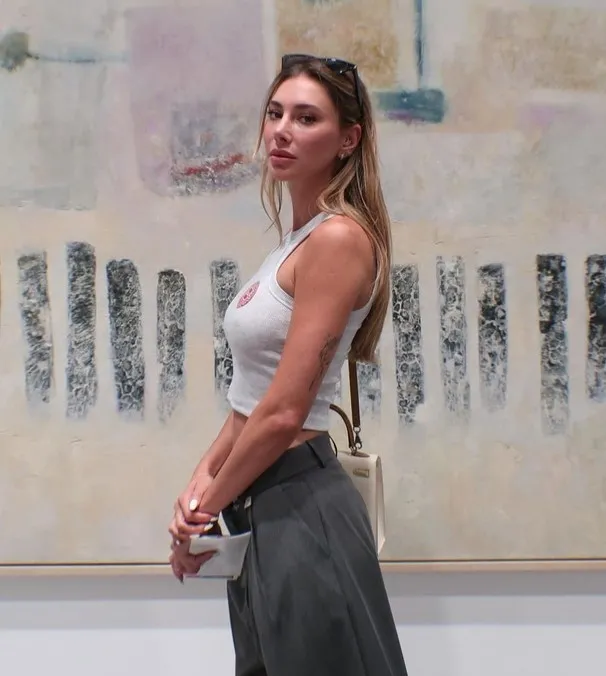 Şeyma Subaşı esmer oldu! Peruk takınca bakın nasıl değişti...