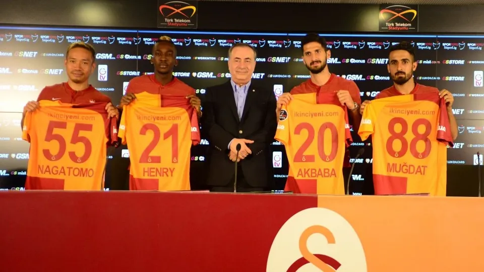 Galatasaray'da Mario Gomez bombası!