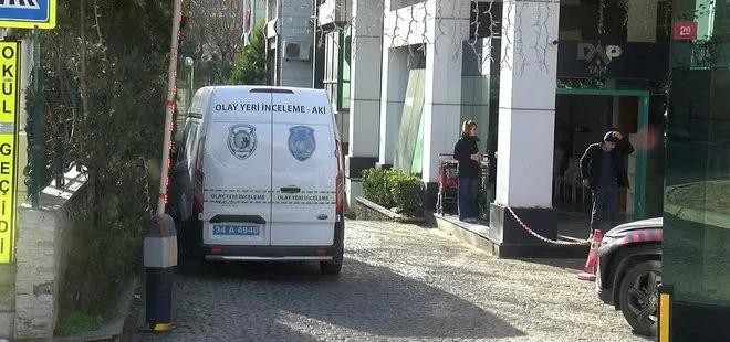 İstanbul Sancaktepe'de kan donduran vahşet! 14 yaşındaki çocuk babasını defalarca bıçakladı! Dikkat çeken CHP detayı