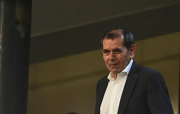 dursun-ozbekten-fenerbahcelileri-kizdiran-tezahurat-sosyal-medyada-sert-tepki-gordu-1683995024420.jpg Dursun Özbek Fenerbahçelileri kızdırdı! Sözleri sosyal medyada olay oldu - 1