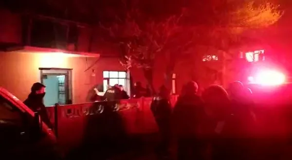 1616385214884.jpg Kız kardeşini ve yeğenlerini darp edince mahalleli sokağa döküldü! - 4