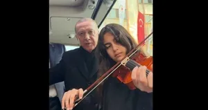 Başkan Erdoğan keman çalan genci dinledi!