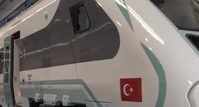 Milli elektrikli trenin son testleri başladı! İşte A Haber farkıyla tüm özellikleri