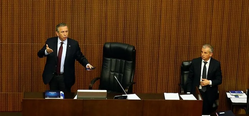 Mansur Yavaş başkanlığındaki ilk toplantıda arbede