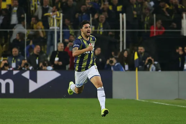 Fenerbahçe Ozan Tufan'ın sözleşmesini uzattı - 1