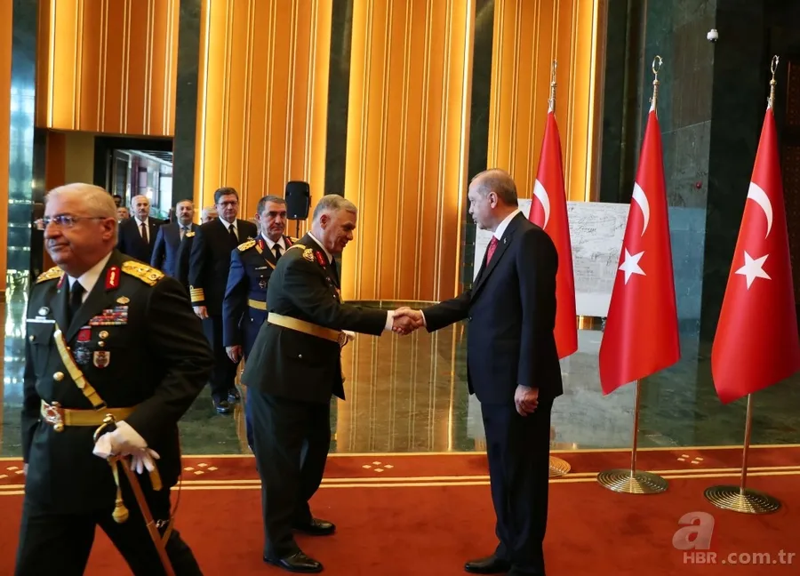 Külliye'deki törende Başkan Erdoğan'ın arkasında yer alan panonun önemi ne? 14