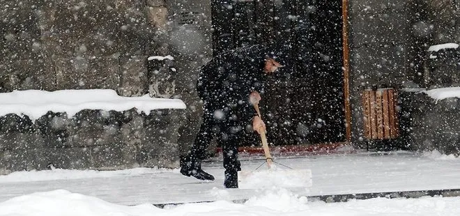 Beşinci günün şafağında yerler bembeyaz olacak ❄ Meteoroloji hava durumu raporunu yayınladı | Yılbaşında hava nasıl olacak? Dondurucu soğuklar...