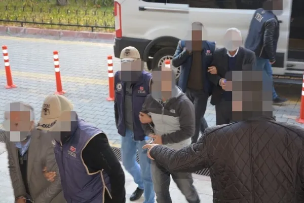 Son dakika: Kenti kana bulayacakkardı! Kıskıvrak yakalandılar | Malatya'da terör operasyonu - 3
