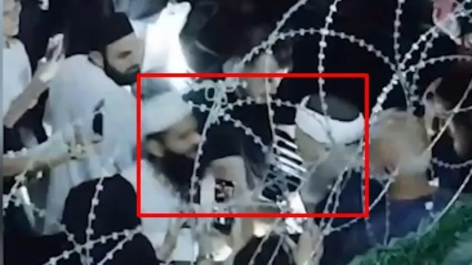 Cübbeli Ahmet Hoca’ya yumruklu saldırı!