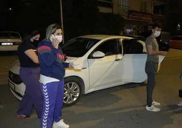 Sahte belge pahalıya patladı! Önce poz verdi sonra tepki gösterdi