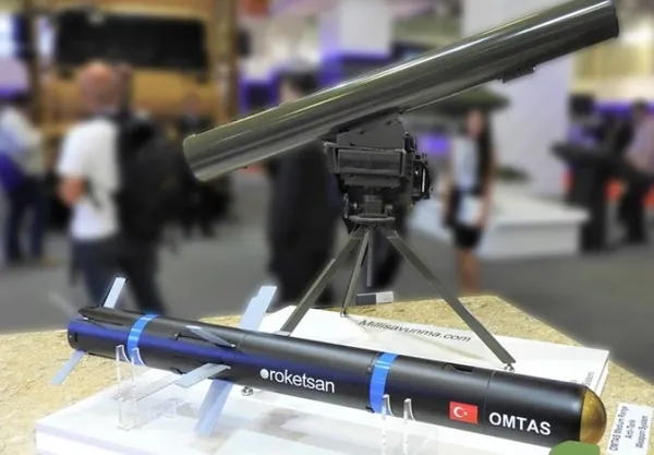 Türkiye’nin gözdesi OMTAS hedeflerini imha etti! Hareket halinde tam isabet