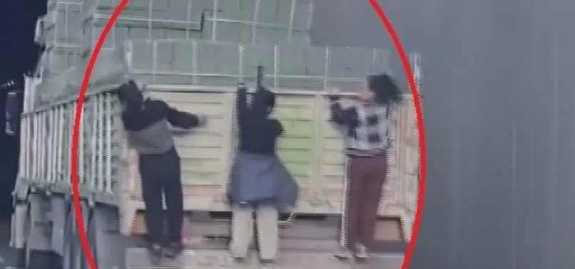 3 kız çocuğunun tehlikeli oyunu kamerada