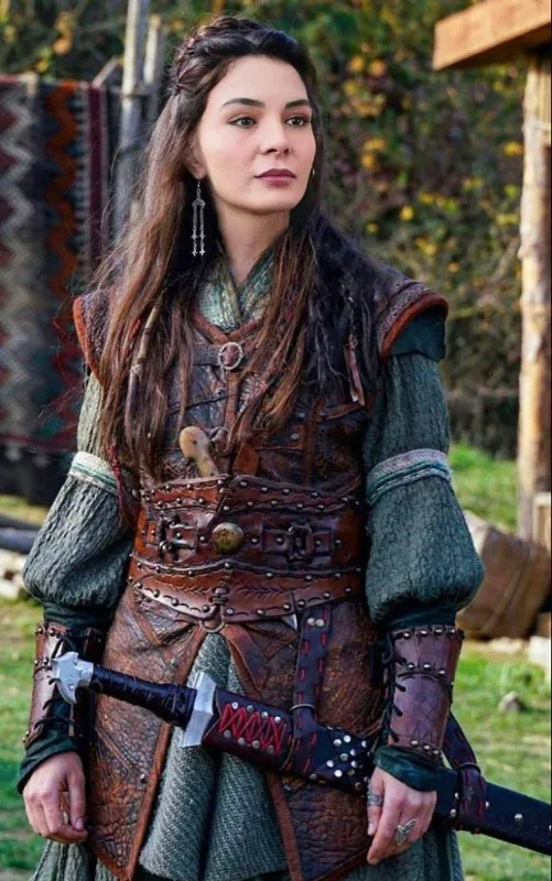 atvnin-reyting-rekortmeni-dizisi-destanin-evren-karakterini-canlandiran-onur-yenidunyadan-ozel-aciklamalar-1640504792009.jpg ATV’nin reyting rekortmeni dizisi Destan’ın Evren karakterini canlandıran Onur Yenidünya’dan özel açıklamalar - 5
