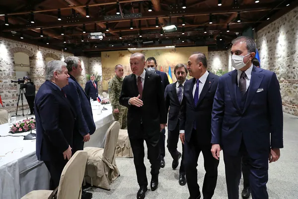 1648824735226.jpg Putin ile Zelenskiy'nin olası müzakerelerden talebi ne? Masada iki ihtimal var! İki lider hangi ülkede buluşacak? - 3