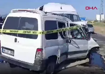 İzmir'de feci kaza! Ölü ve yaralılar var