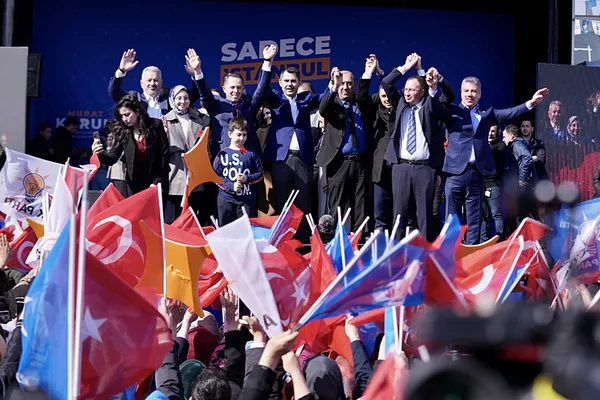 cumhur-ittifaki-ibb-baskan-adayi-murat-kurumdan-31-mart-vurgusu-gece-gunduz-sozunu-tutan-baskan-olacagiz-1711205084740.jpg Cumhur İttifakı İBB Başkan adayı Murat Kurum'dan 31 Mart vurgusu: Gece gündüz sözünü tutan başkan olacağız - 4
