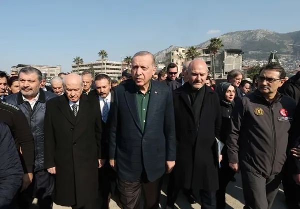 Başkan Recep Tayyip Erdoğan ile MHP Lideri Devlet Bahçeli deprem bölgesinde!