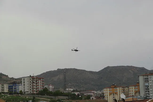 Terör örgütü PKK’ya yönelik operasyonların yürütüldüğü Şırnak’ta askeri hareketlilik