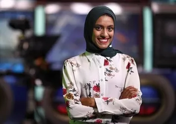 Tahera Rahman hayalinden vazgeçmedi, ABD'nin ilk başörtülü haber spikeri oldu