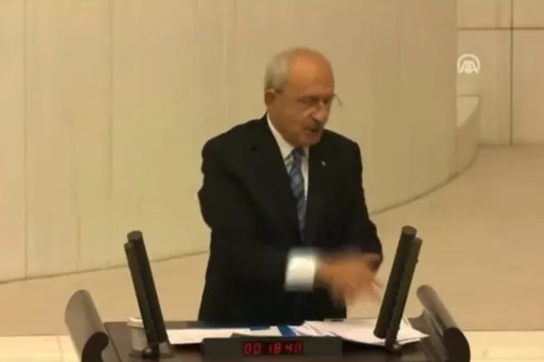 Cumhurbaşkanı Yardımcısı Fuat Oktay’dan Kemal Kılıçdaroğlu’na: Millet öyle bir hareket çeker ki...