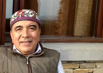 Karakutu Enver Altaylı!