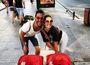 Pelin Akil ve Anıl Altan ikizlerin yüzünü ilk kez paylaştı