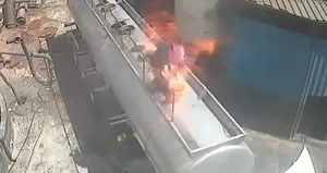 Ağzında sigara ile açtığı tanker kapağı komalık etti