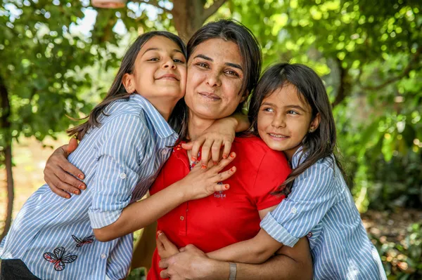 1649564406170.jpg Melek İpek servis şoförlüğüne başladı! Üniversite sınavına hazırlanıyor - 4