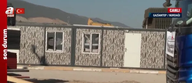devlet-tum-gucuyle-deprem-bolgesinde-nurdaginda-afetzedeler-icin-barinma-alanlari-yapiliyor-1676723640009.jpg Devlet tüm gücüyle deprem bölgesinde! Nurdağı’nda afetzedeler için barınma alanları yapılıyor - 9