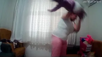 1 yaşındaki kızını öldüresiye dövdü! Cani anneden şaşırtan savunma