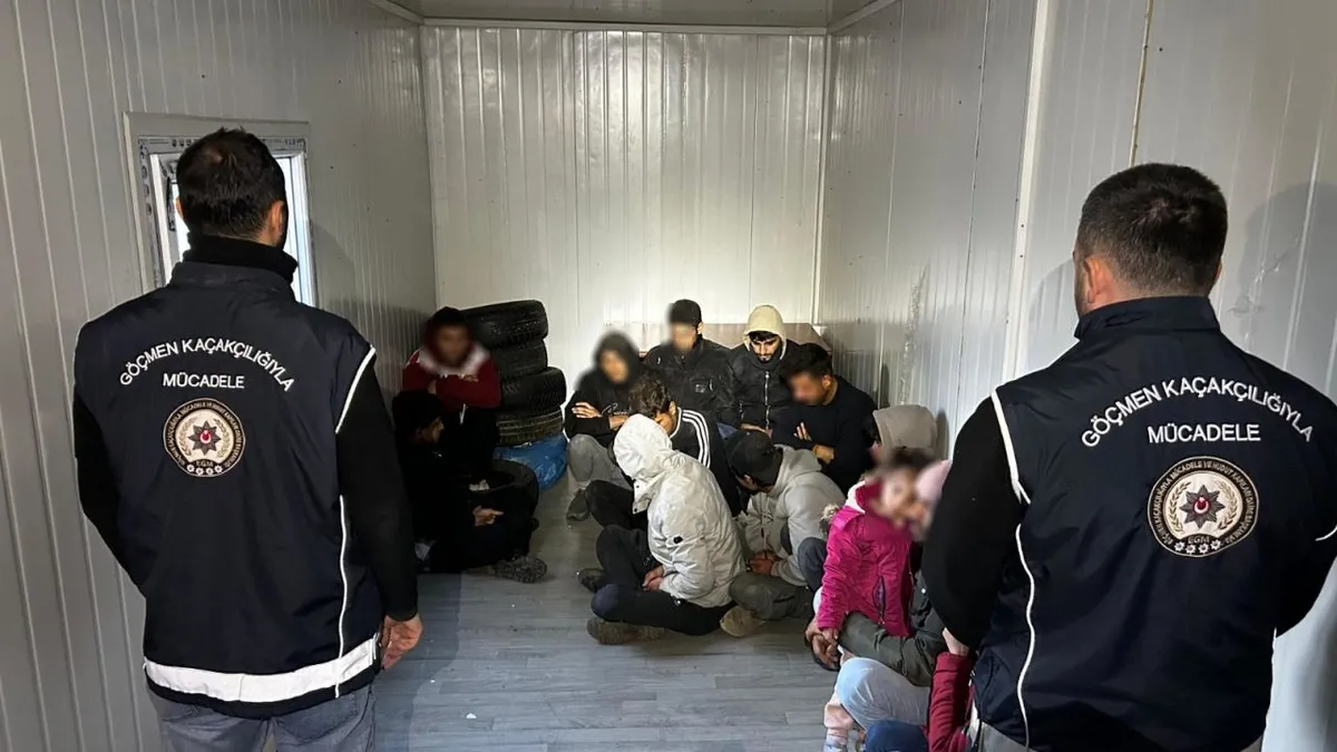 Edirne ve Kırklareli'nde 13 düzensiz göçmen yakalandı