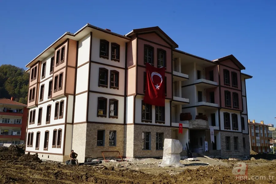 Sel felaketini yaşayan Bozkurt yeniden ayağa kalktı! Yapı stokunun yüzde 50’si yenilendi 13