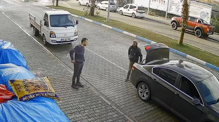 Antalya’da utandıran görüntüler! Üzeri kirli işçisini araba bagajında taşıyan kişiye ceza kesildi