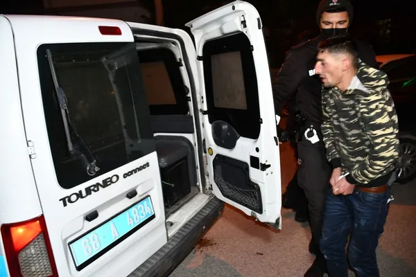 yaptigi-aciklama-yurekleri-burktu-gasp-magduru-50-lira-kazanmazsam-babam-dovuyor-1607682501503.jpg