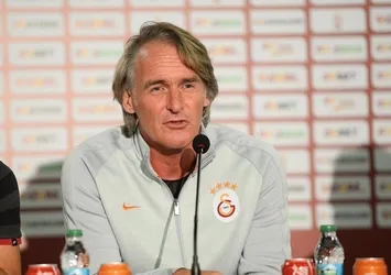 Galatasaray'da Jan Olde Riekerink'in sözleşmesini uzatıyor