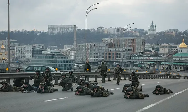 Dünyanın gözü Rusya-Ukrayna savaşında! Zelenskiy’den flaş açıklama: 2 binden fazla yetim çocuk...