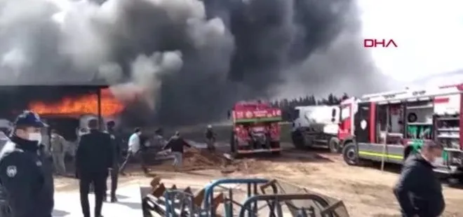 Son dakika: İzmir’de fidan deposunda yangın