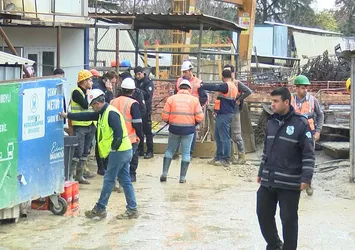 CHP'li İBB'nin metro inşaatında bir işçi yaralandı! Çekmeköy-Sultanbeyli Metro çalışmasında korkutan anlar