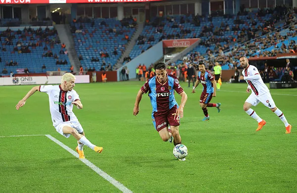 trabzonspordan-fatih-karagumruke-farkli-tarife-4-1-mac-sonucu-ozet-1684784842074.jpg Trabzonspor’dan Fatih Karagümrük’e farklı tarife: 4-1 (MAÇ SONUCU) - 4
