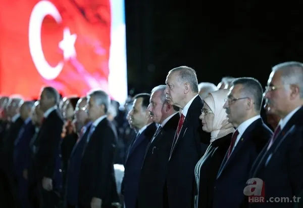 zaferin-yil-donumunde-yunanistana-net-mesaj-baskan-erdogan-ne-dengimizsiniz-ne-de-muhatabimiz-1661886609524.jpg Zaferin yıl dönümünde Yunanistan'a net mesaj! Başkan Erdoğan: Ne dengimizsiniz ne de muhatabımız - 4